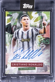 2021 Topps Now "768 Career Goals" Green Cristiano Ronaldo Signed Card (#06/25) - Topps Sealed 